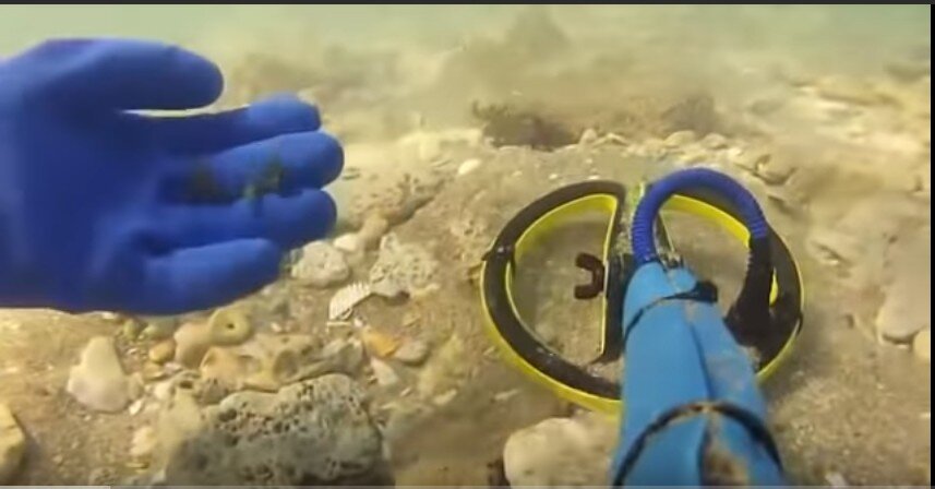 Подводные кладоискатели.