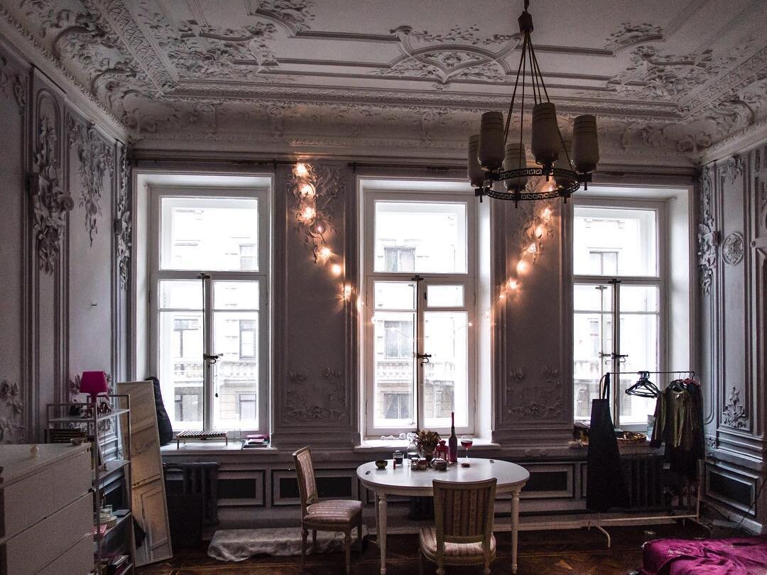 Кто откажется жить в такой красоте в центре Петербурга?