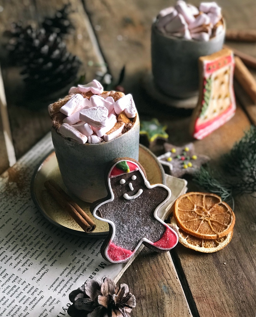 Торты, печение, конфеты -это углеводы, без вреда для фигуры ешьте их с утра