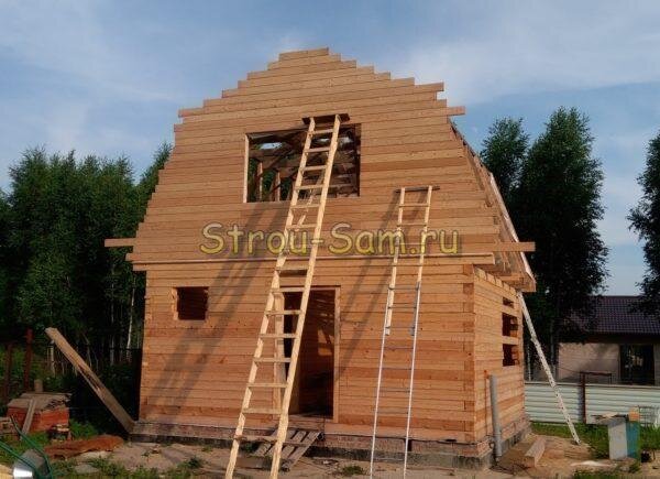 Обшивка фронтона дома