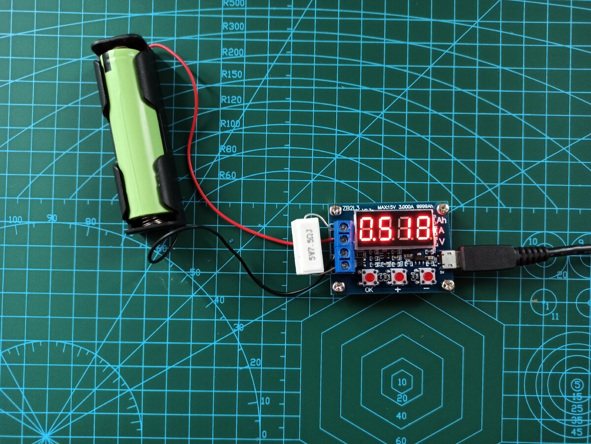 Измеритель емкости в процессе работы