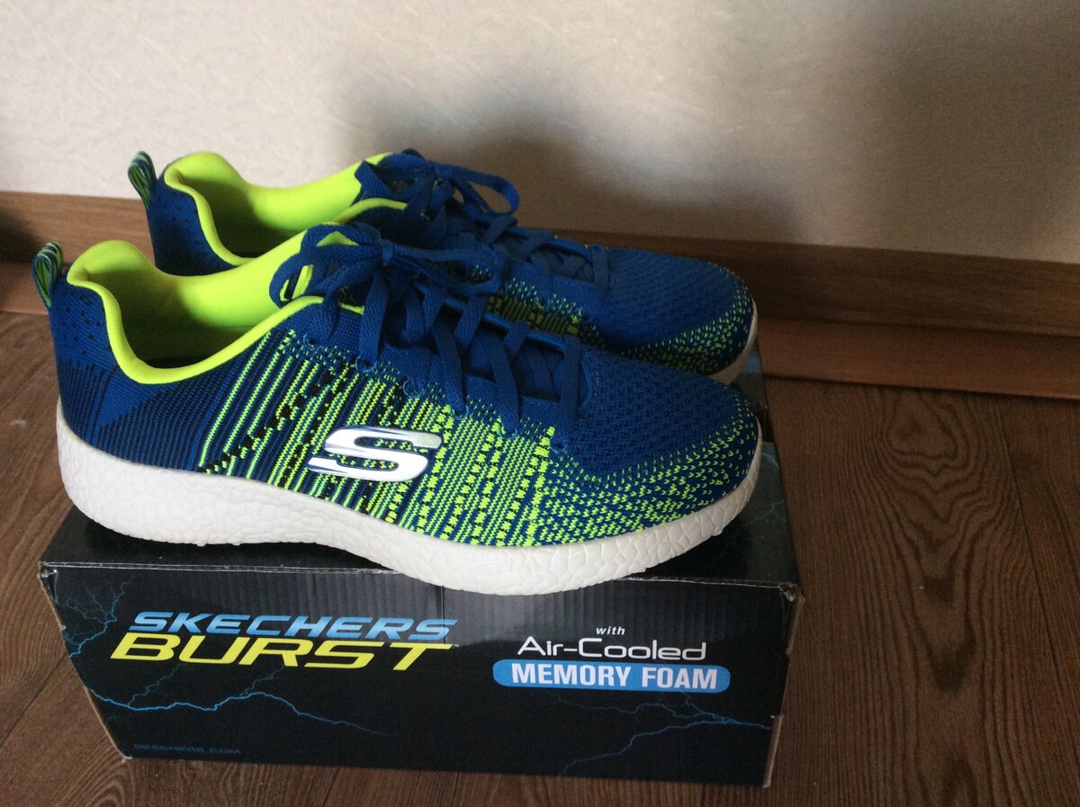 Skechers