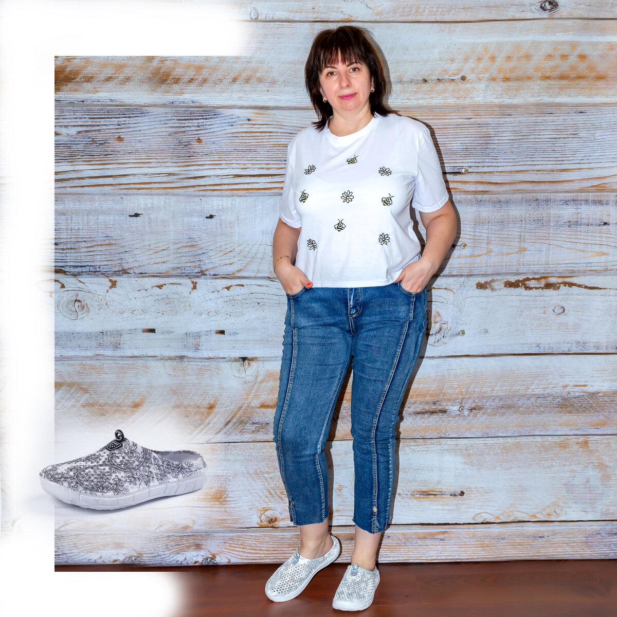 Возможно вы помните мой пролет с размером с похожими шлепками, когда я не учла эффект пяточной части, уменьшающей внутреннюю стельку. На этот раз я ликвидировала этот просчет, выбрав модель на размер больше. У продавца шесть расцветок и есть размер с маркировкой 42, который я и заказала.