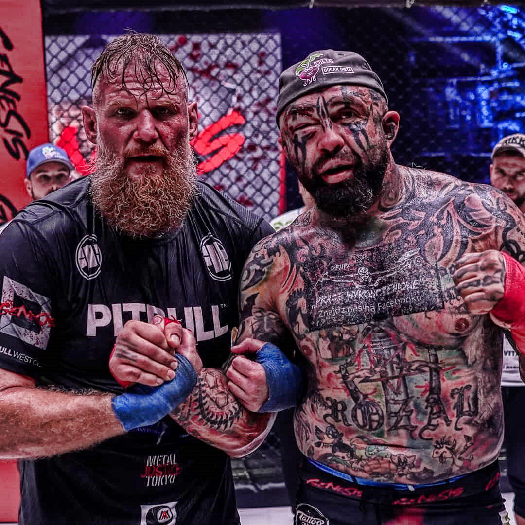 Фото https://www.instagram.com/genesisfights/