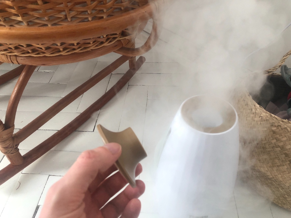 Ещё и фотки с ним эффектные делать можно.