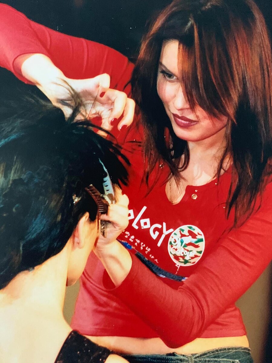 Рига. 90-е. На показе сети салонов «Майя» в «Вернисаже»