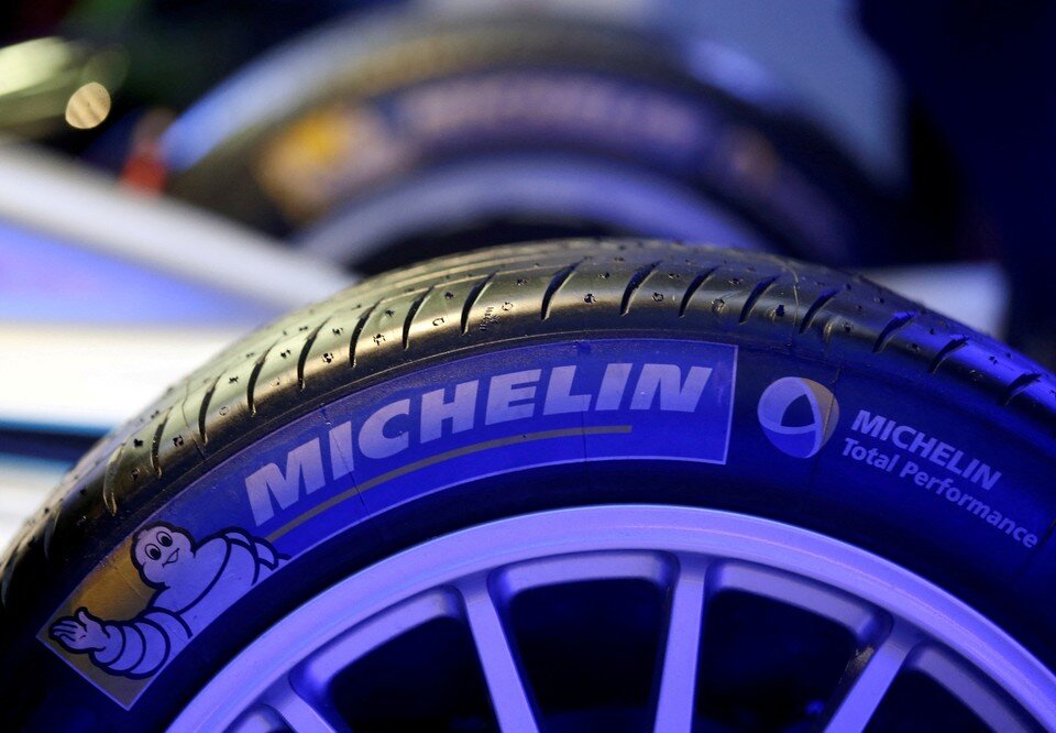     Компания Michelin продаст российский бизнес  REUTERS