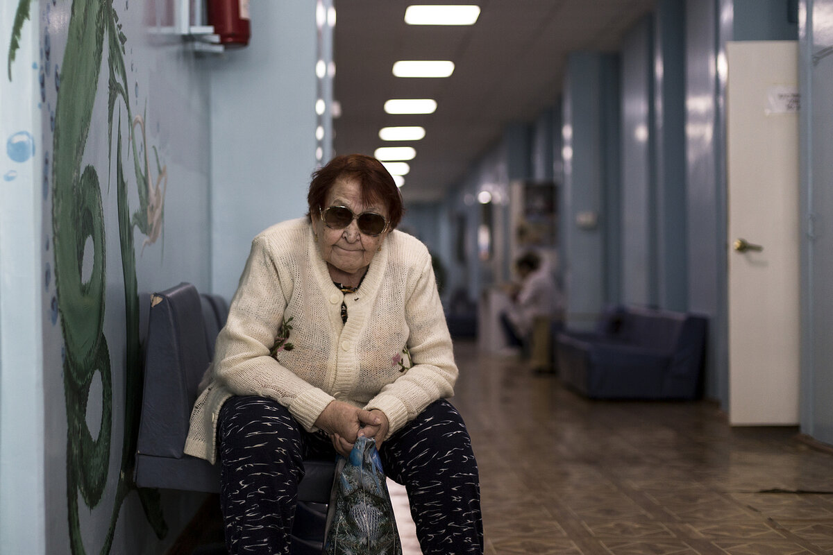 За пенсионеров страховые взносы в ОМС оплачивает региональный бюджет   