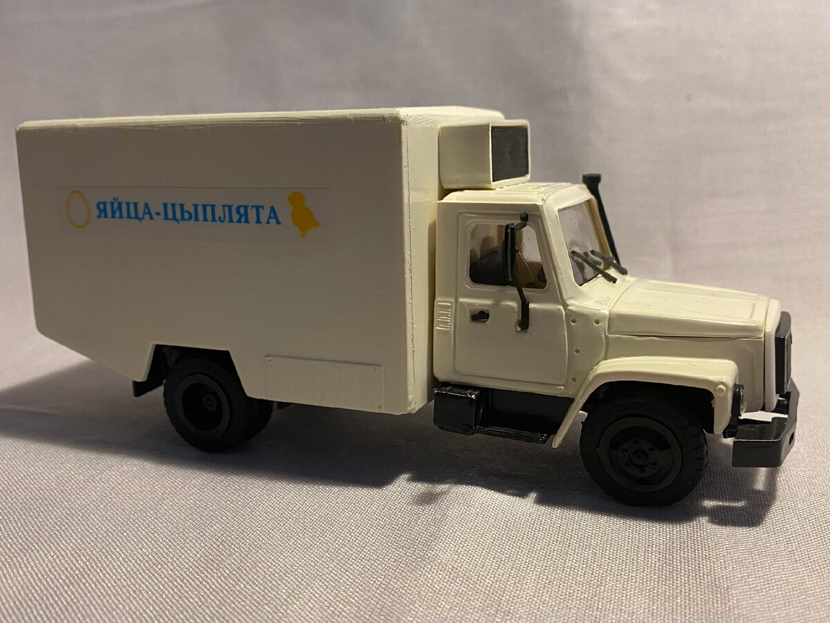 Газ 3307 "Яйца-Цыплята", Компаньон, ранний вариант.