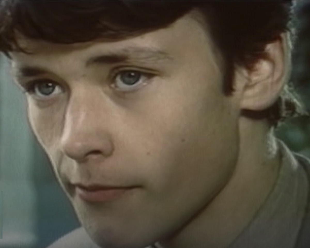 Кадр из фильма «Лидер» (1984). Скриншот.