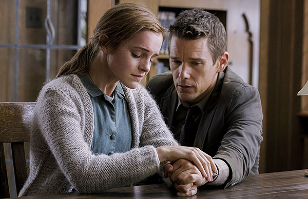 Эмма Уотсон и Итан Хоук в фильме "Возвращение" ("Затмение")