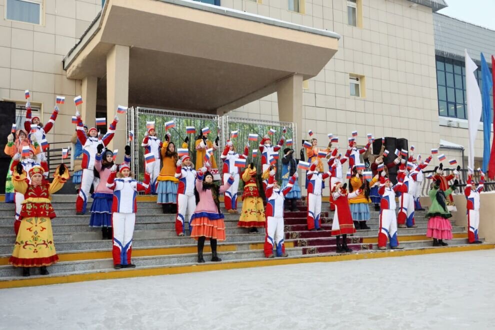    В Салехарде в День народного единства на Гастрономическом концерте угощали национальными блюдами