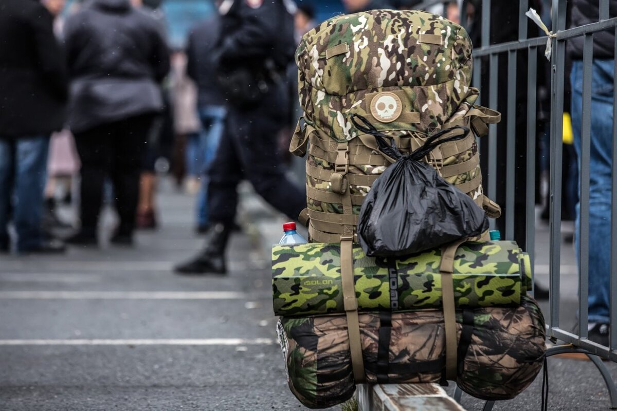    В учебный центр Омска мобилизованным из Югры направили топливо для обогрева палаток