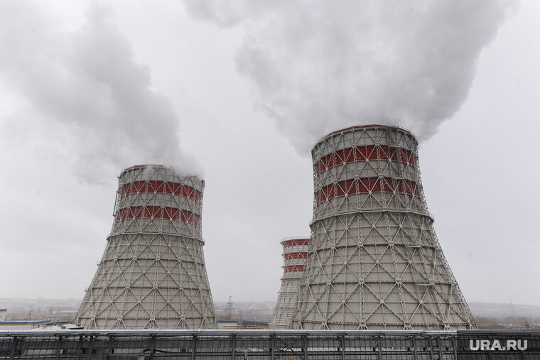    Бомбежками повреждены ТЭС и ТЭЦ Киева