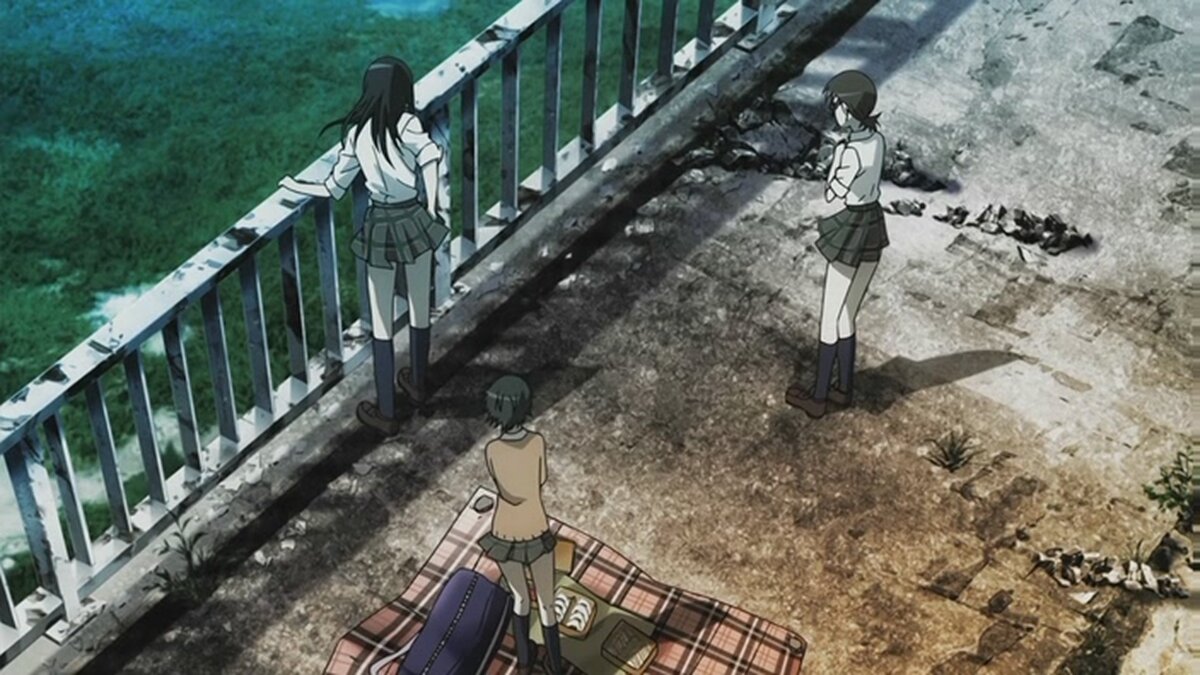 Добрались, присели перекусить...