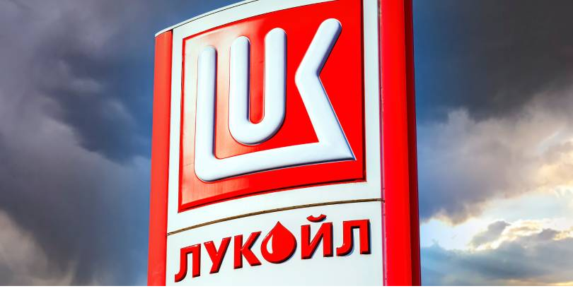 Логотип Лукойл.