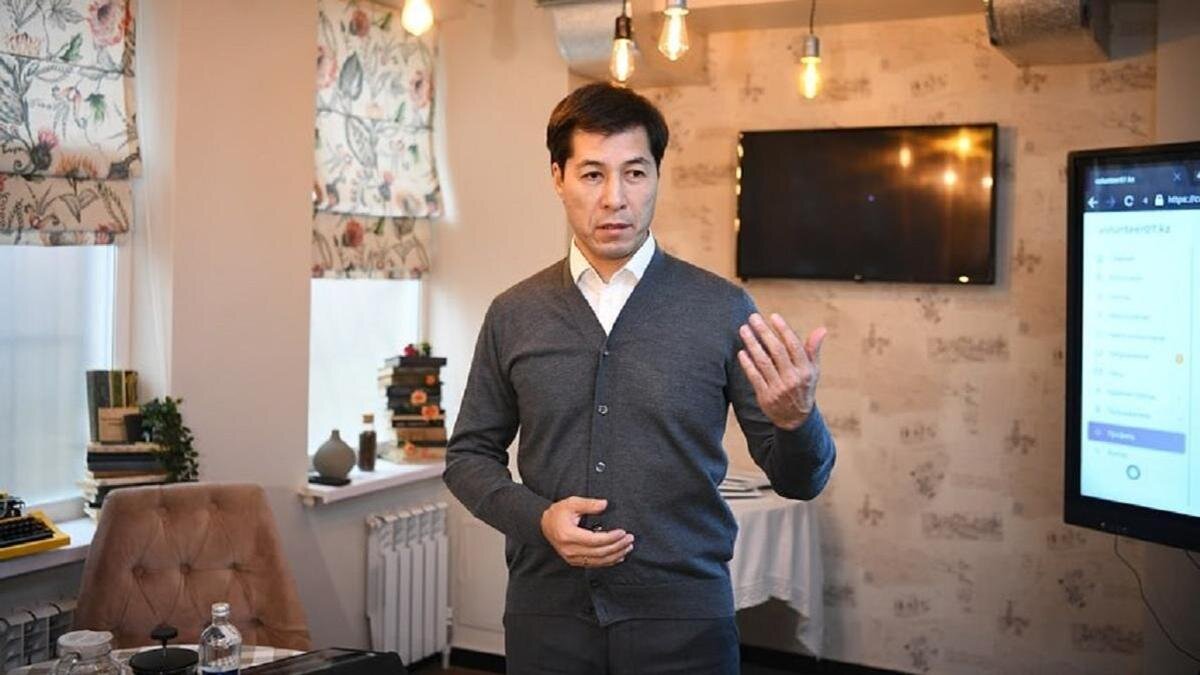    Гали Искалиев:facebook.com/batyskz