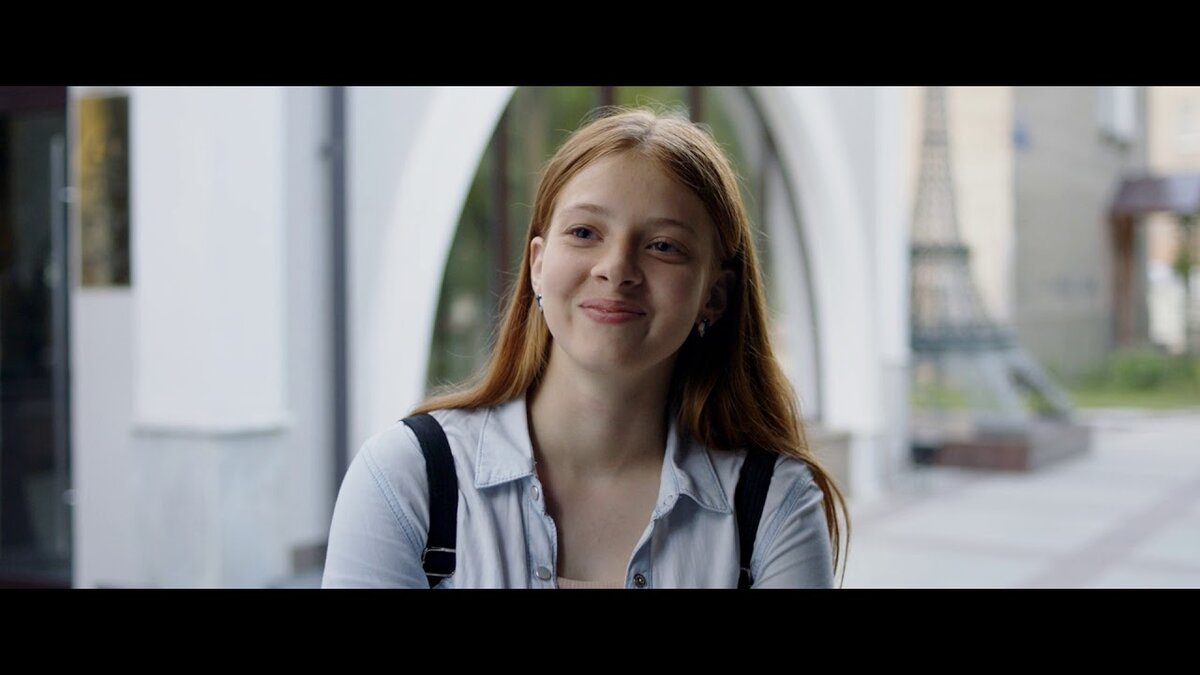 Эту милую девушку отец бросил, когда ей было 2 года