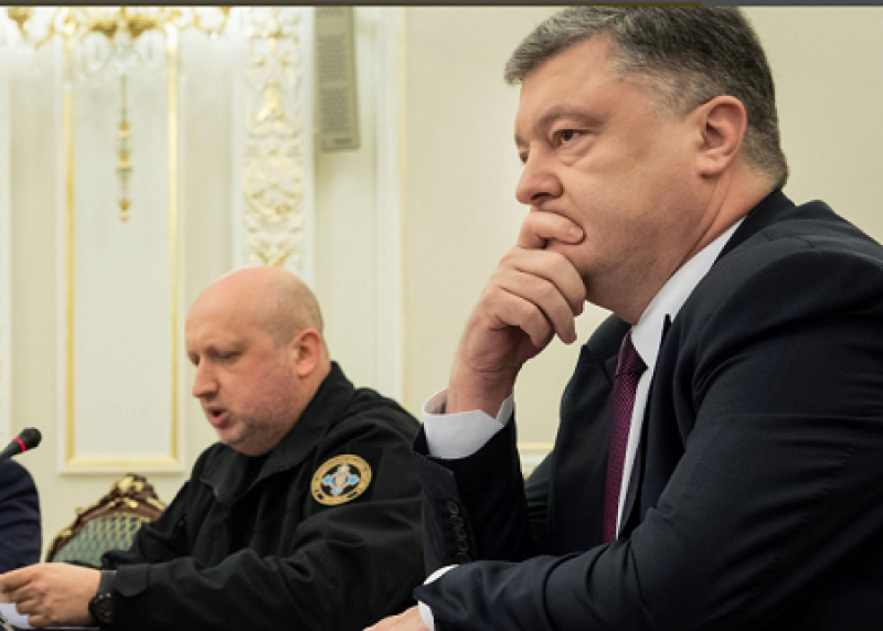  П. Порошенко и А. Турчинов Фото:antifashist.com