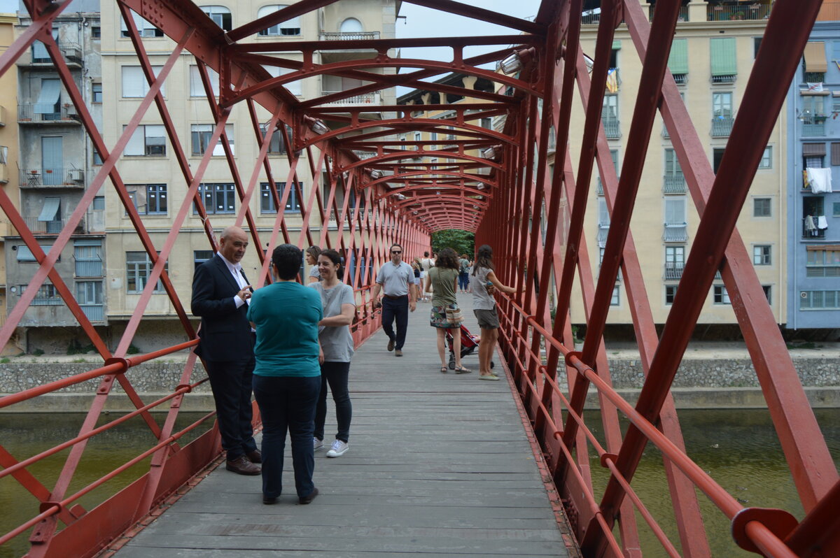 Жирона. Мост, построенный под руководством Эйфеля. Фото Полины Кудрявцевой