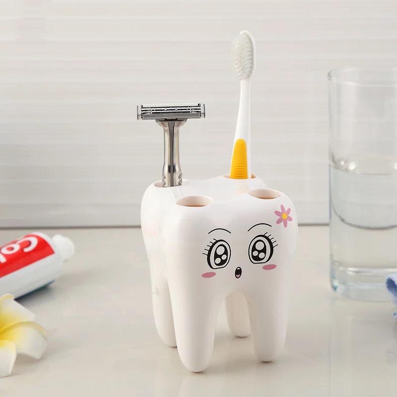 https://www.google.com/url?sa=i&url=https%3A%2F%2Fshopee.com.my%2FBathroom-Cute-Cartoon-Storage-Box-Toothbrush-Box-Tooth-Shape-Toothbrush-Holder-i.102507340.2063388403&psig=AOvVaw0qneOqZ51b0roXw78Ibc5I&ust=1572516328011000&source=images&cd=vfe&ved=0CAMQjB1qFwoTCJDGmvzdw-UCFQAAAAAdAAAAABAV