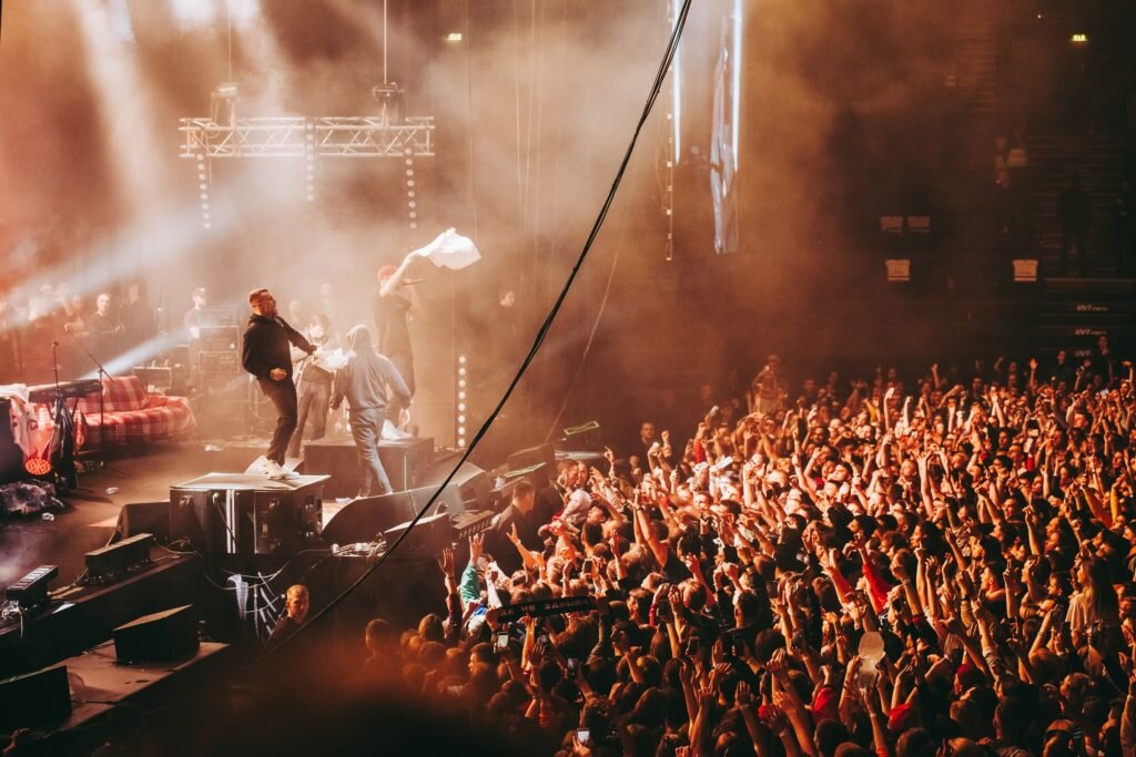 Полный концертный зал!