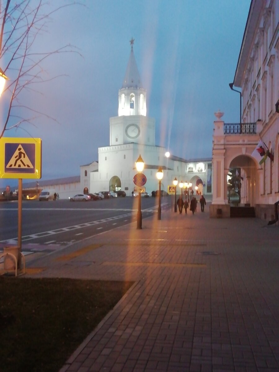 Кремль (куда я без него) 