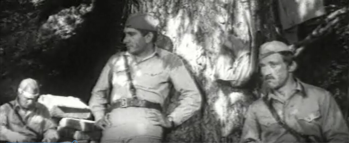 Кадр из фильма. Крайний справа Владимир Высоцкий, по центру Армен Джигарханян