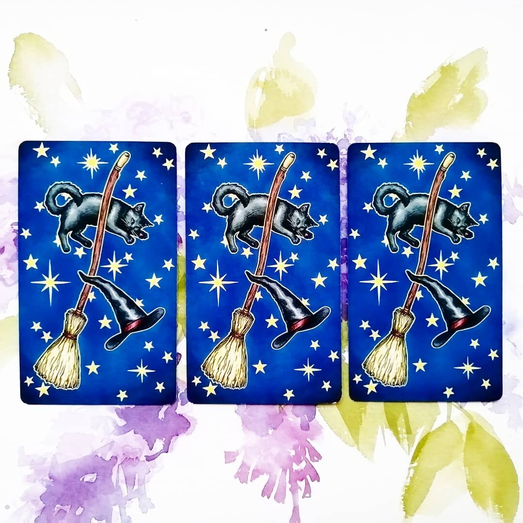 три варианта карт (нумерация слева направо). Личное фото автора