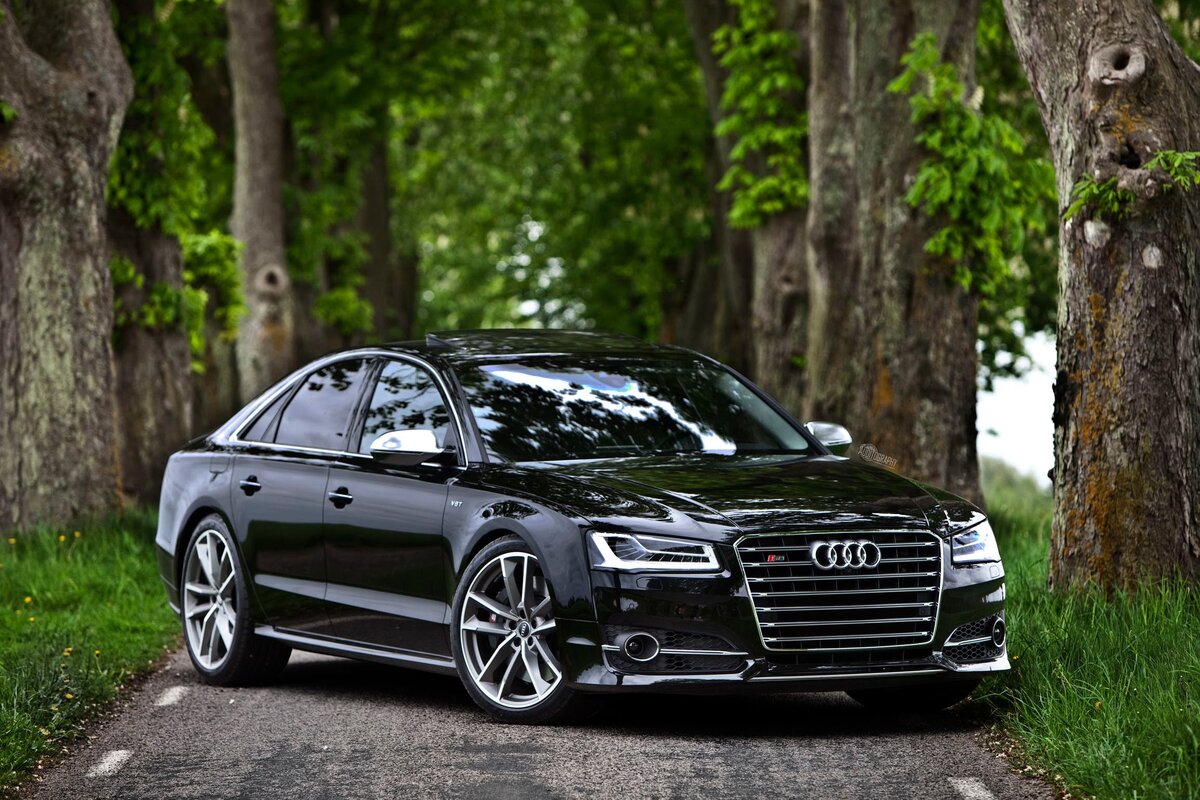 Ауди а6 r8