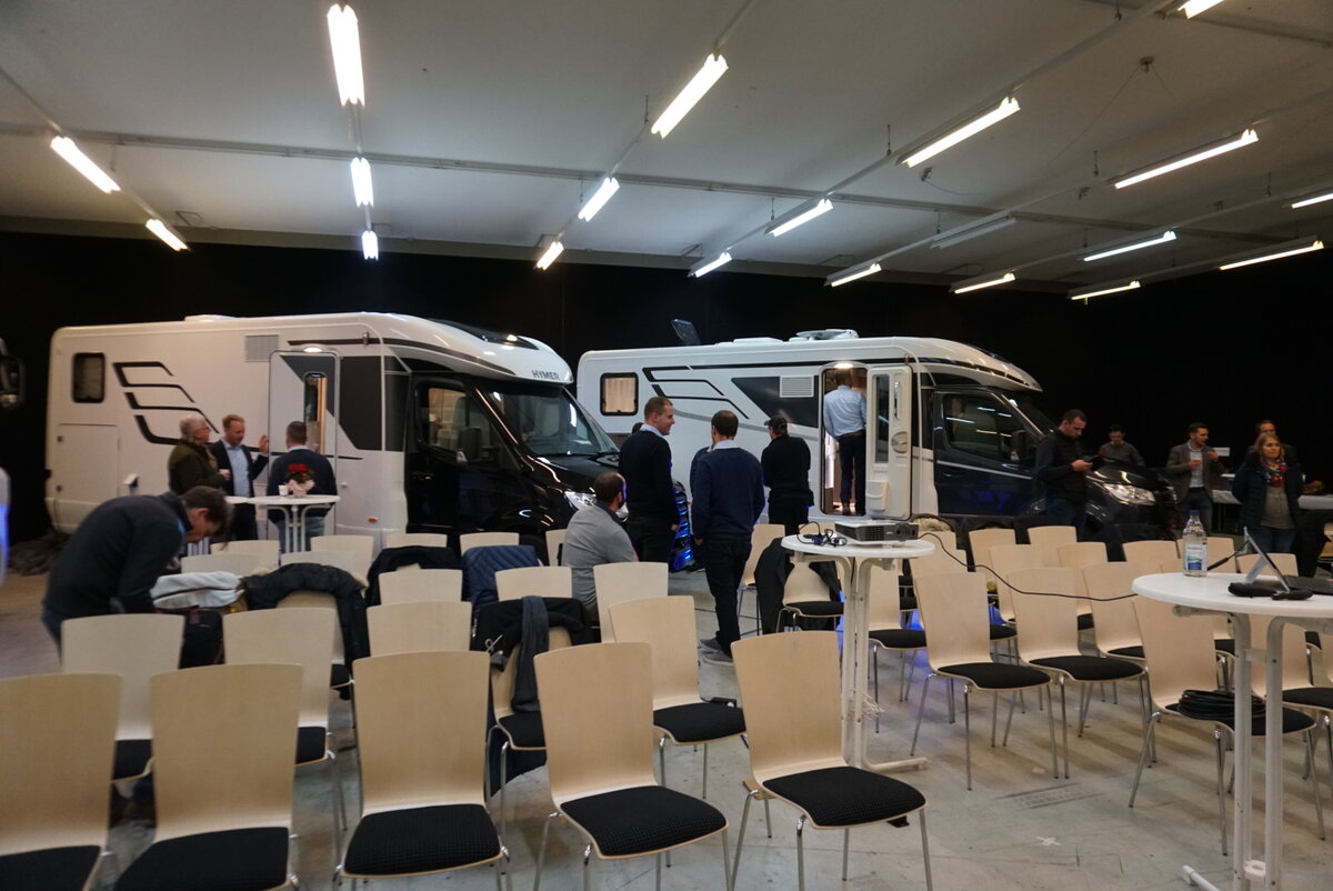 Знакомимся с новыми автодомами на закрытой конференции