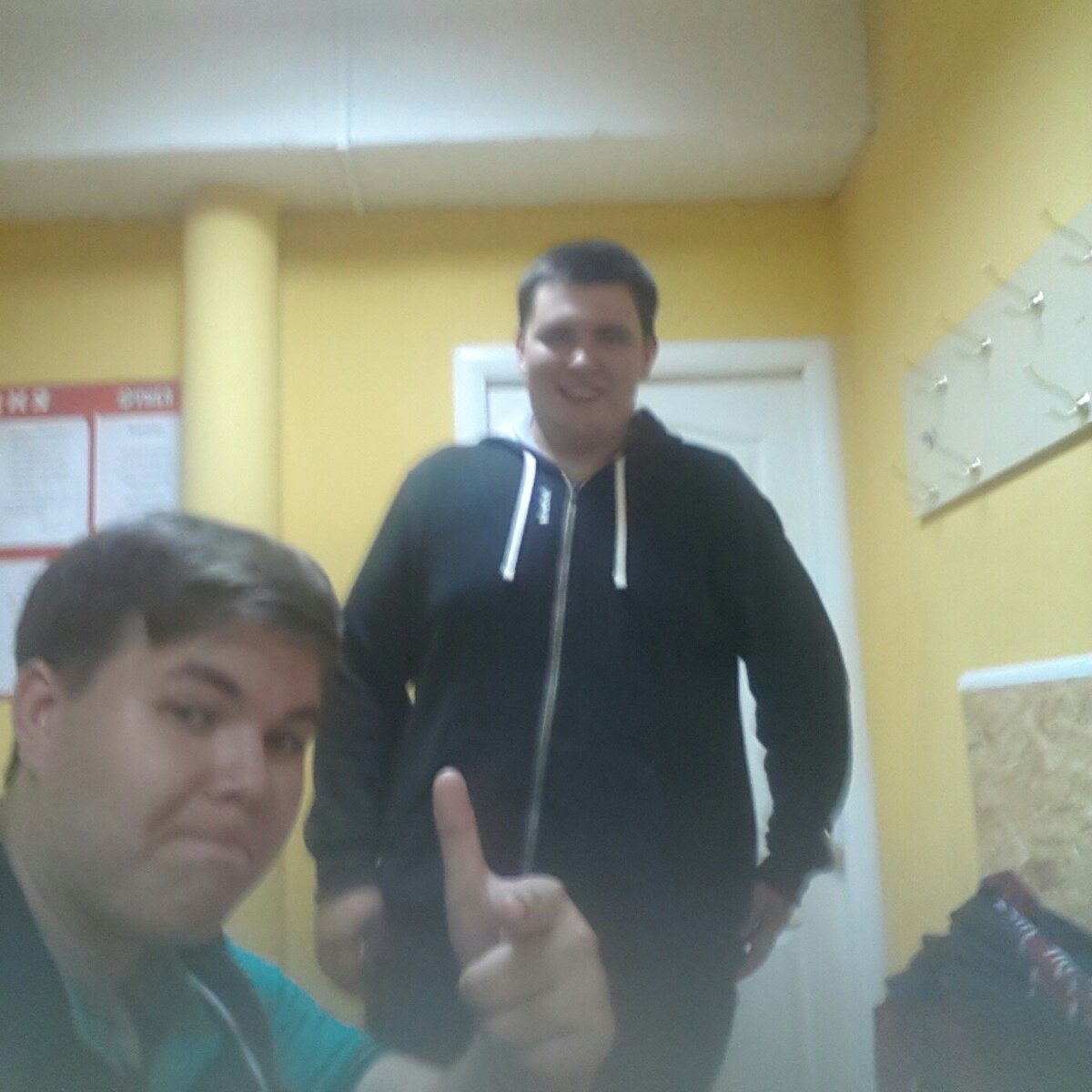 Певый день на тренировке. Ps Сорри, за качество