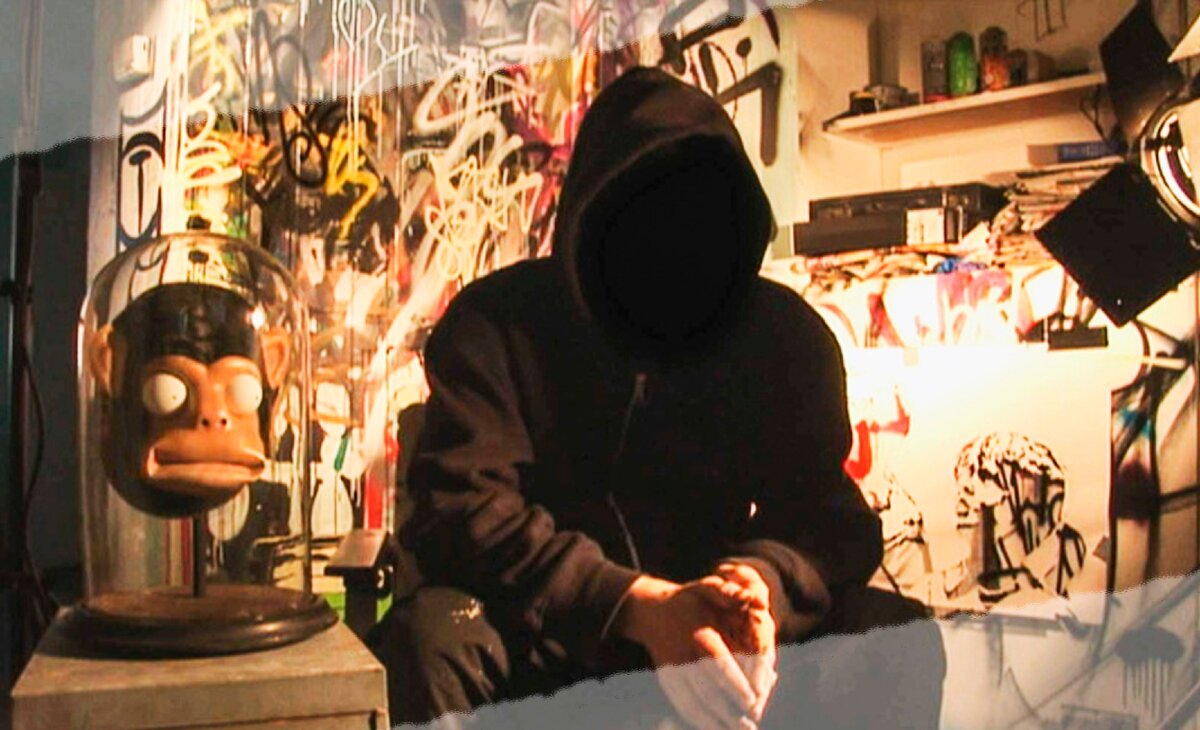 Кадр из фильма " Выход через сувенирную лавку", 2010 г.