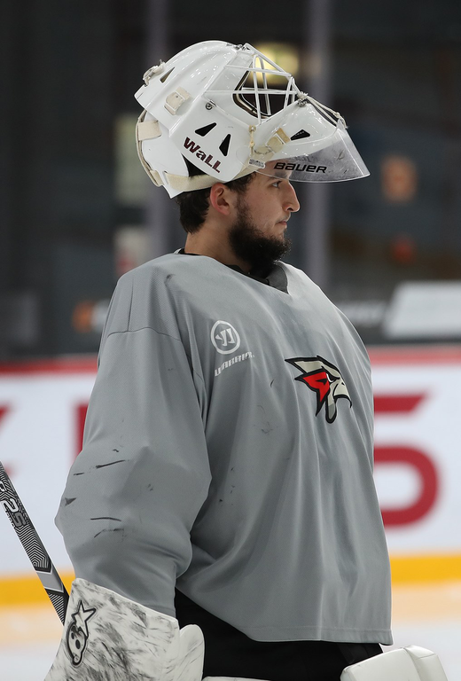 Фото с сайта:hawk.ru