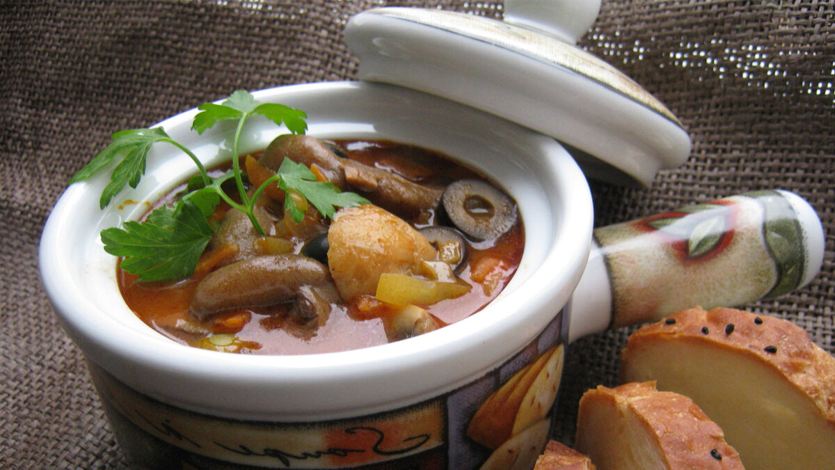 Грибная солянка