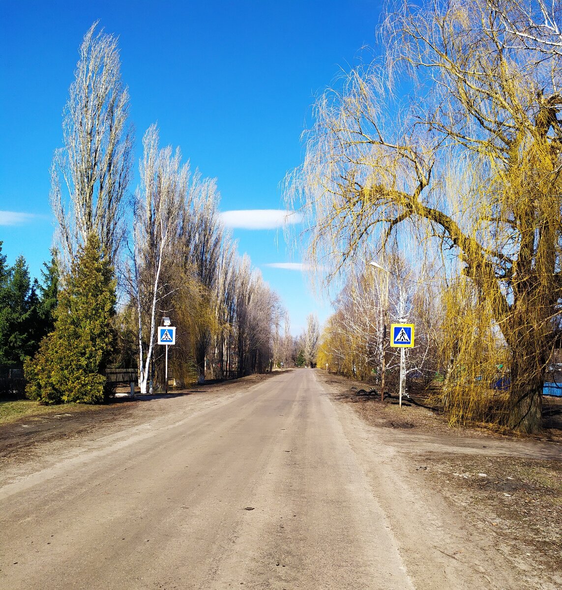 Здесь практически везде достаточно хорошие дороги.