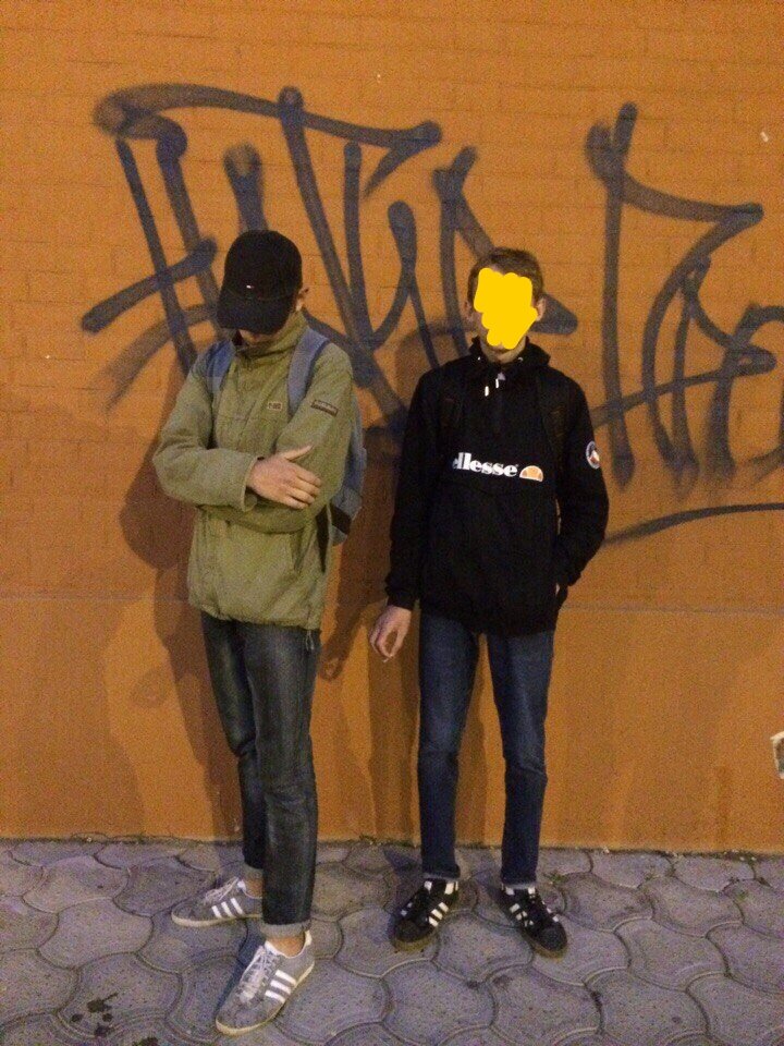 яркий пример, написанного выше. Фото взято из открытых источников.  