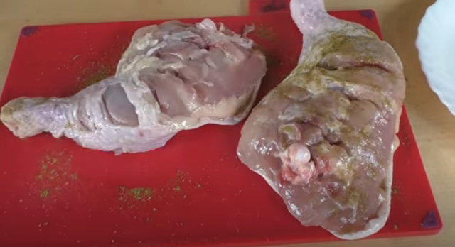 Когда хочется шашлык, а ты на самоизоляции / Мясо со вкусом шашлыка на сковороде.