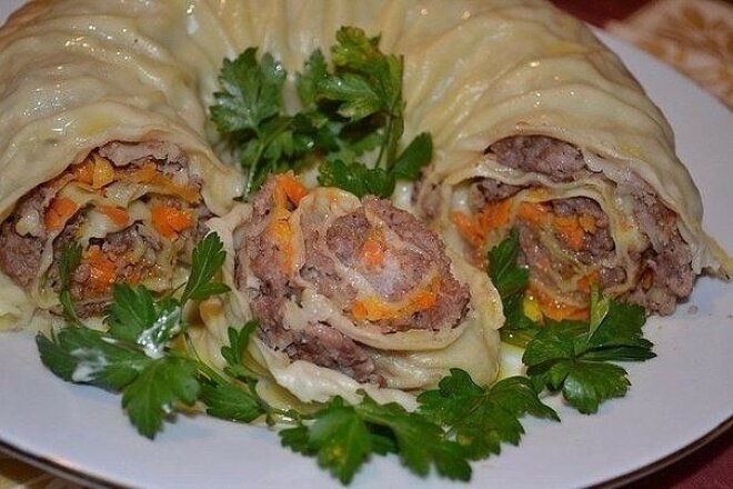 Манты фаршем и морковью