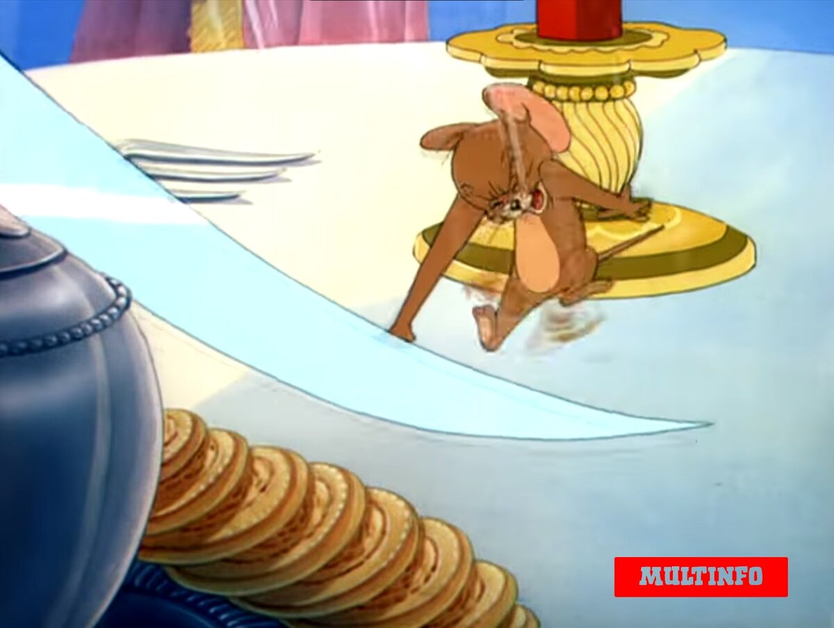 Том схватил огромный нож и чуть было не отрубил бедному Джерри руку. 