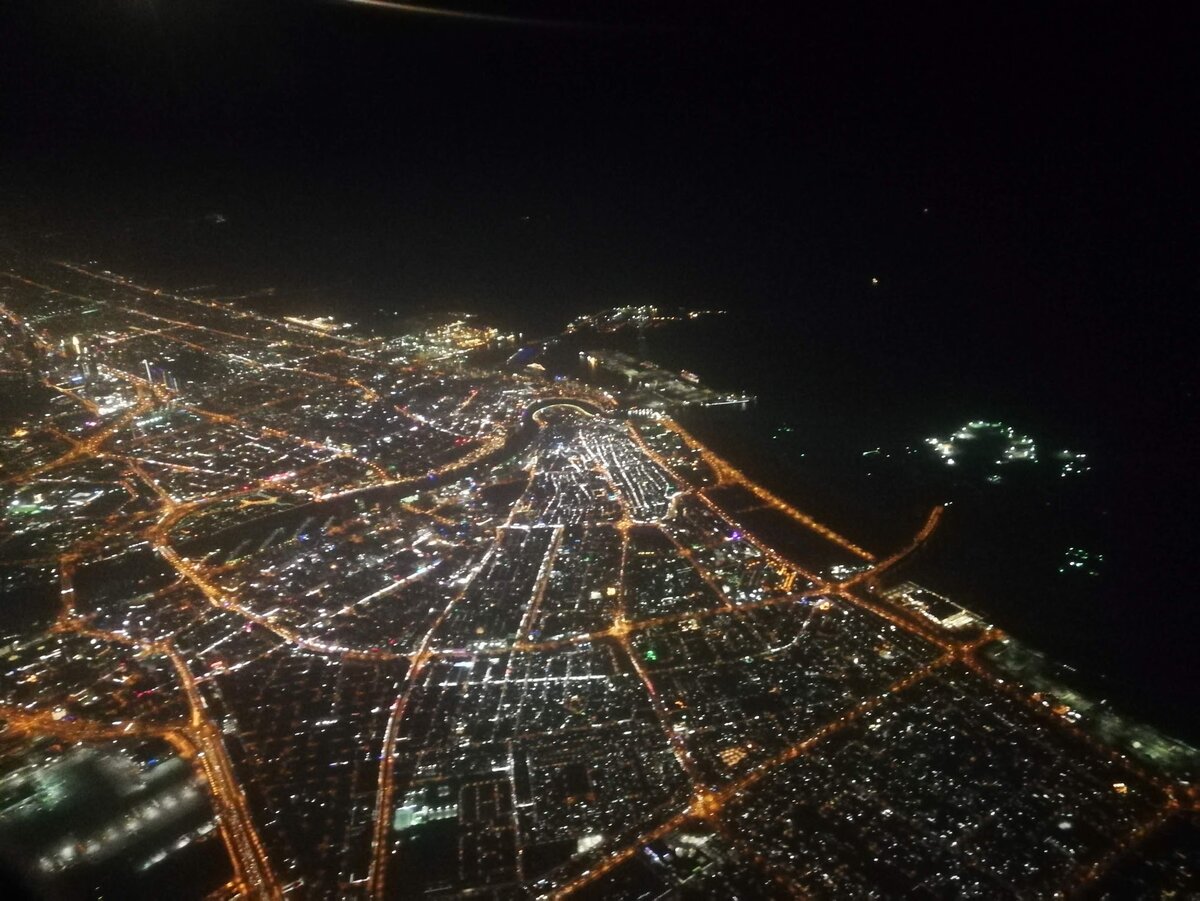 фото москвы с самолета ночью