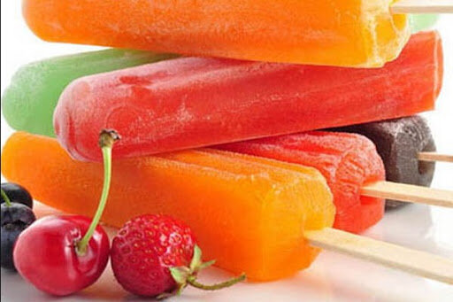 Такой вид мороженого можно приготовить  в домашних условиях и для этого не надо прикладывать много усилий.