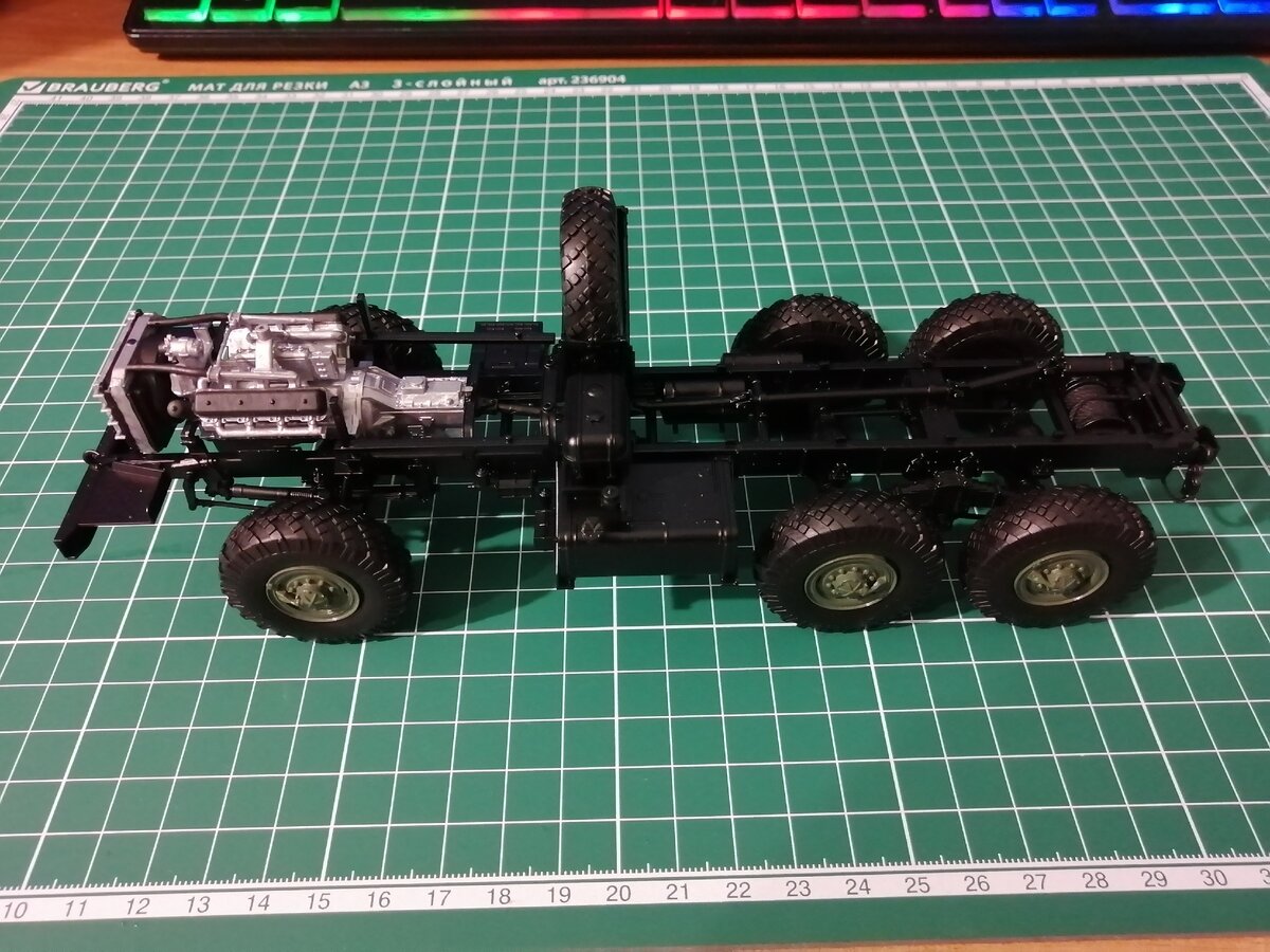 Листайте фото