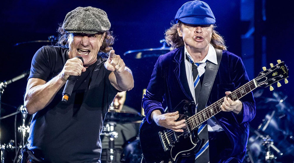 Песни группы диси. Брайан Джонсон AC/DC 2020. AC/DC группа 2019. Солист группы Эйси ДИСИ. Группа AC/DC 2020 год.