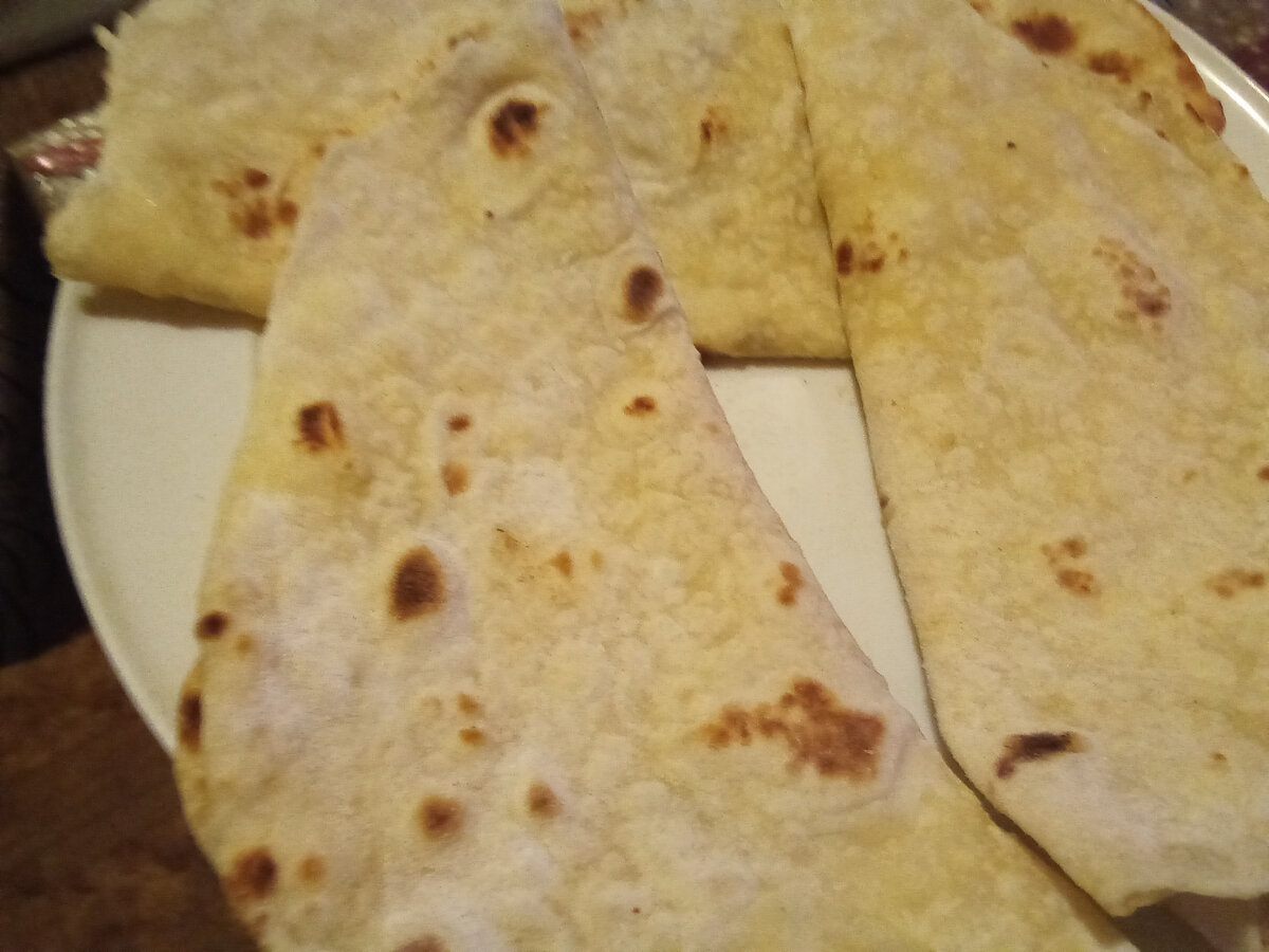 Может чайку или кофе?