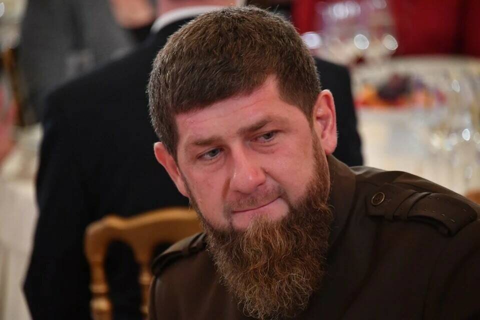     Кадыров рассказал об освобождении спецназовцев из "бандитского кольца" Владимир ВЕЛЕНГУРИН