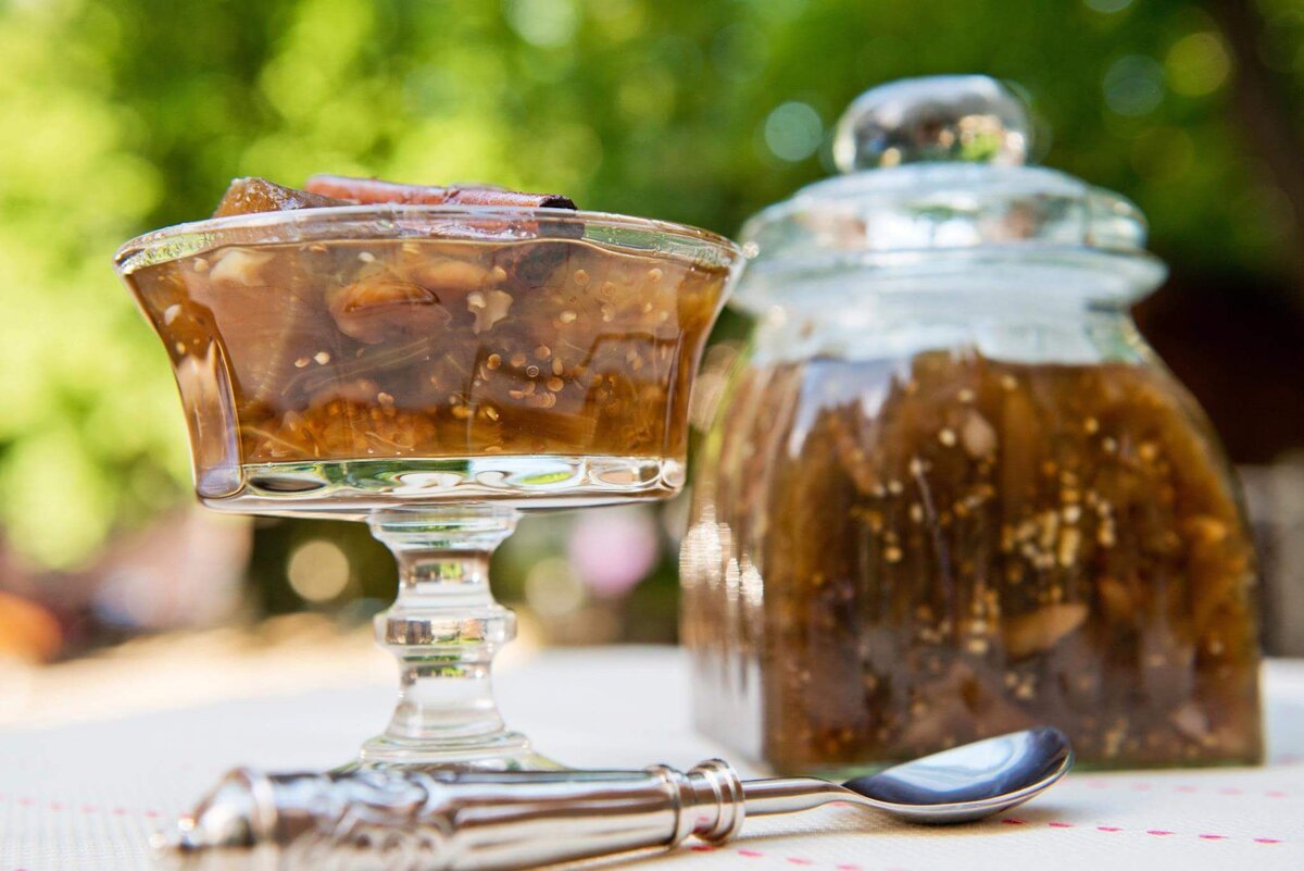 Из баклажана