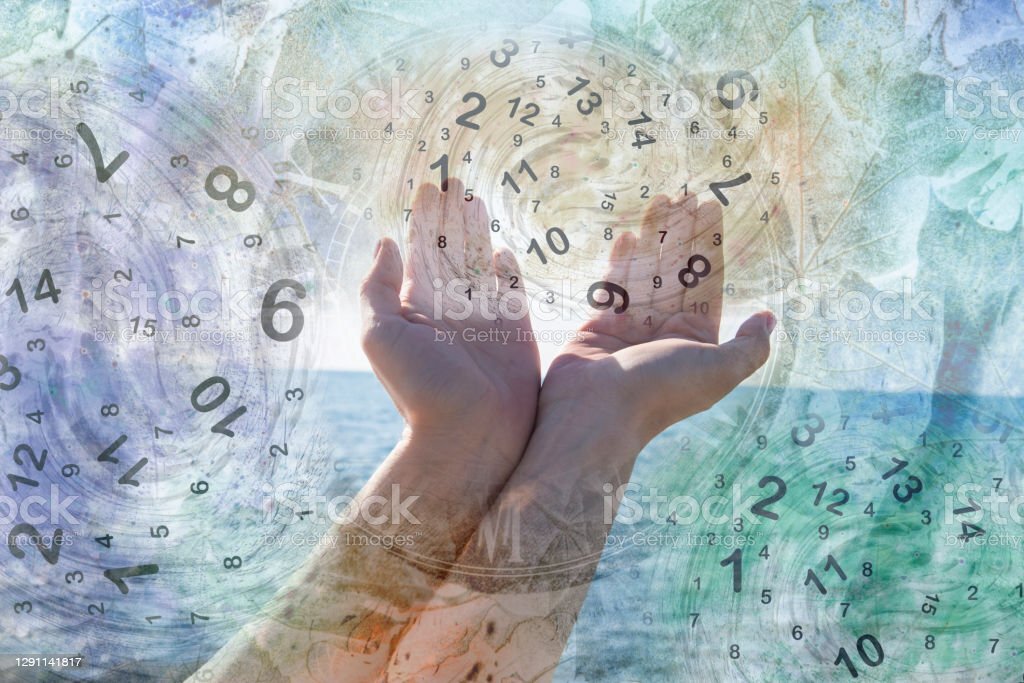 В каждой дате есть главные Арканы, и второстепенные. У каждого свои Арканы, свои энергии