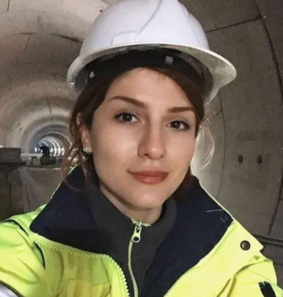 девушки на вахте север. женщины на вахте. красивые девушки на буровой. повар на буровой. женщины в нефтянке.