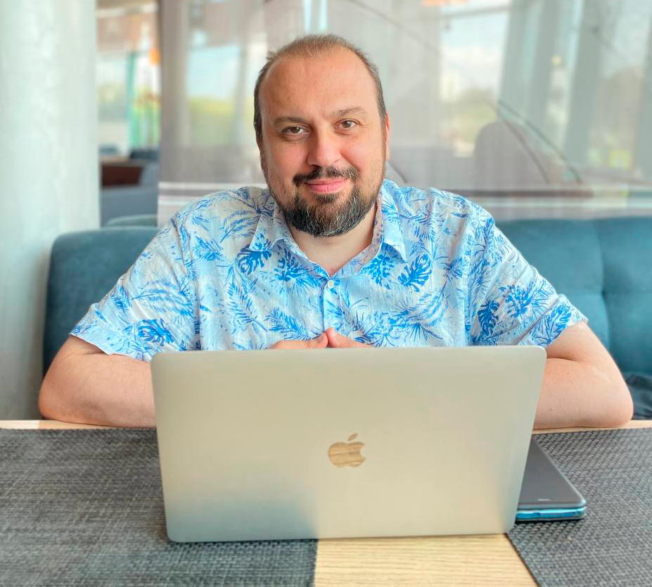 Автор статьи - Алексей Штерн